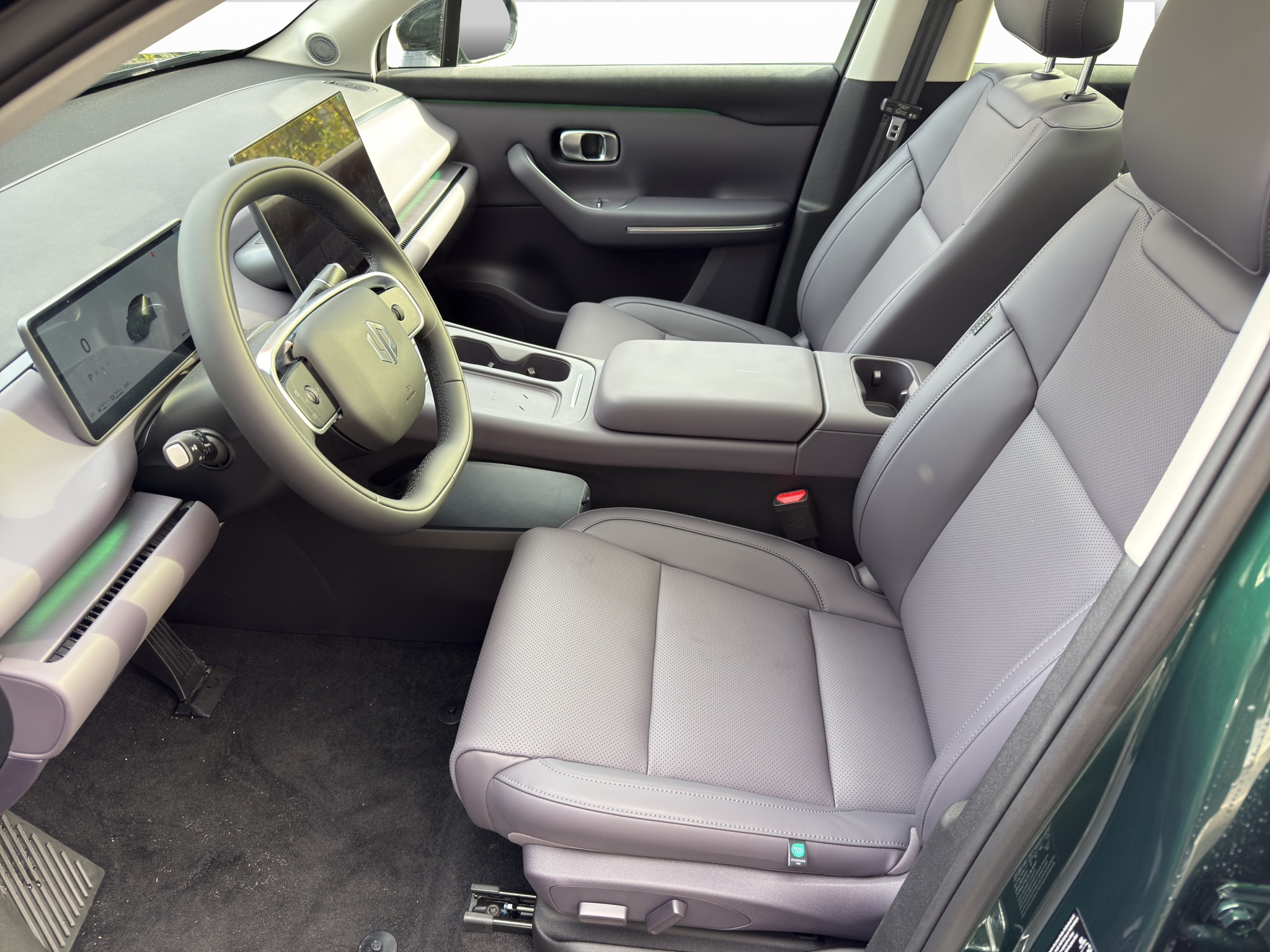 Leapmotor C10 1.5 REEV Design