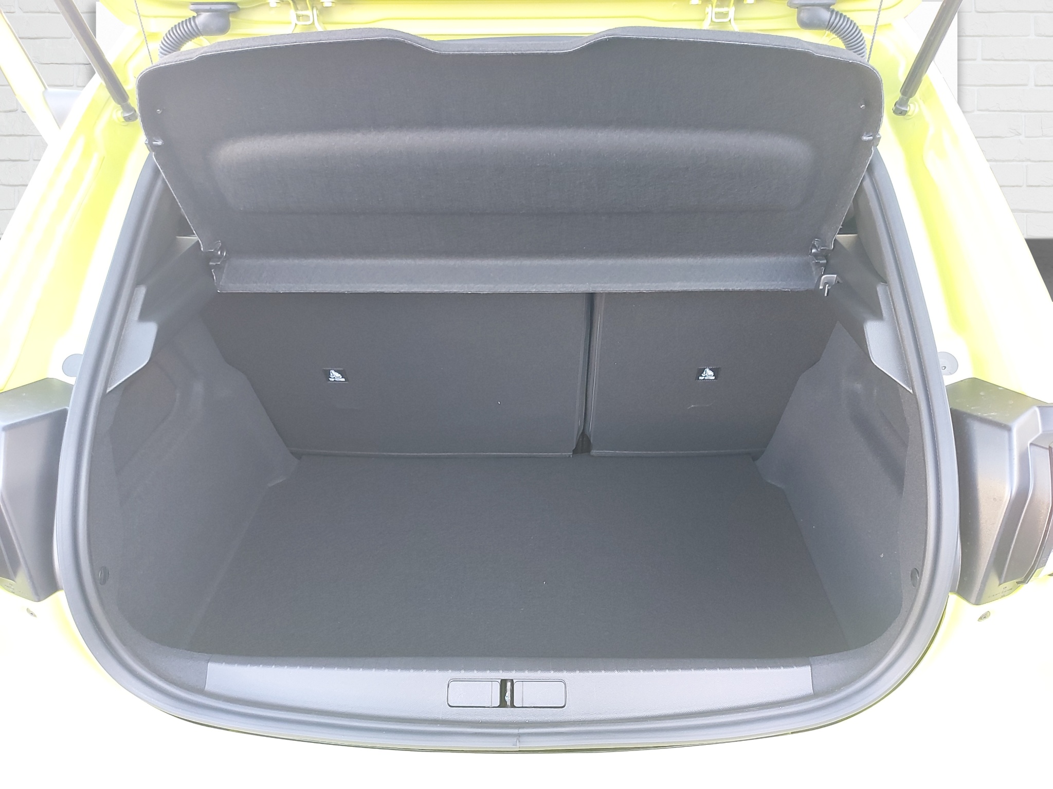 Peugeot 208 1.2 Hybrid Allure Premium