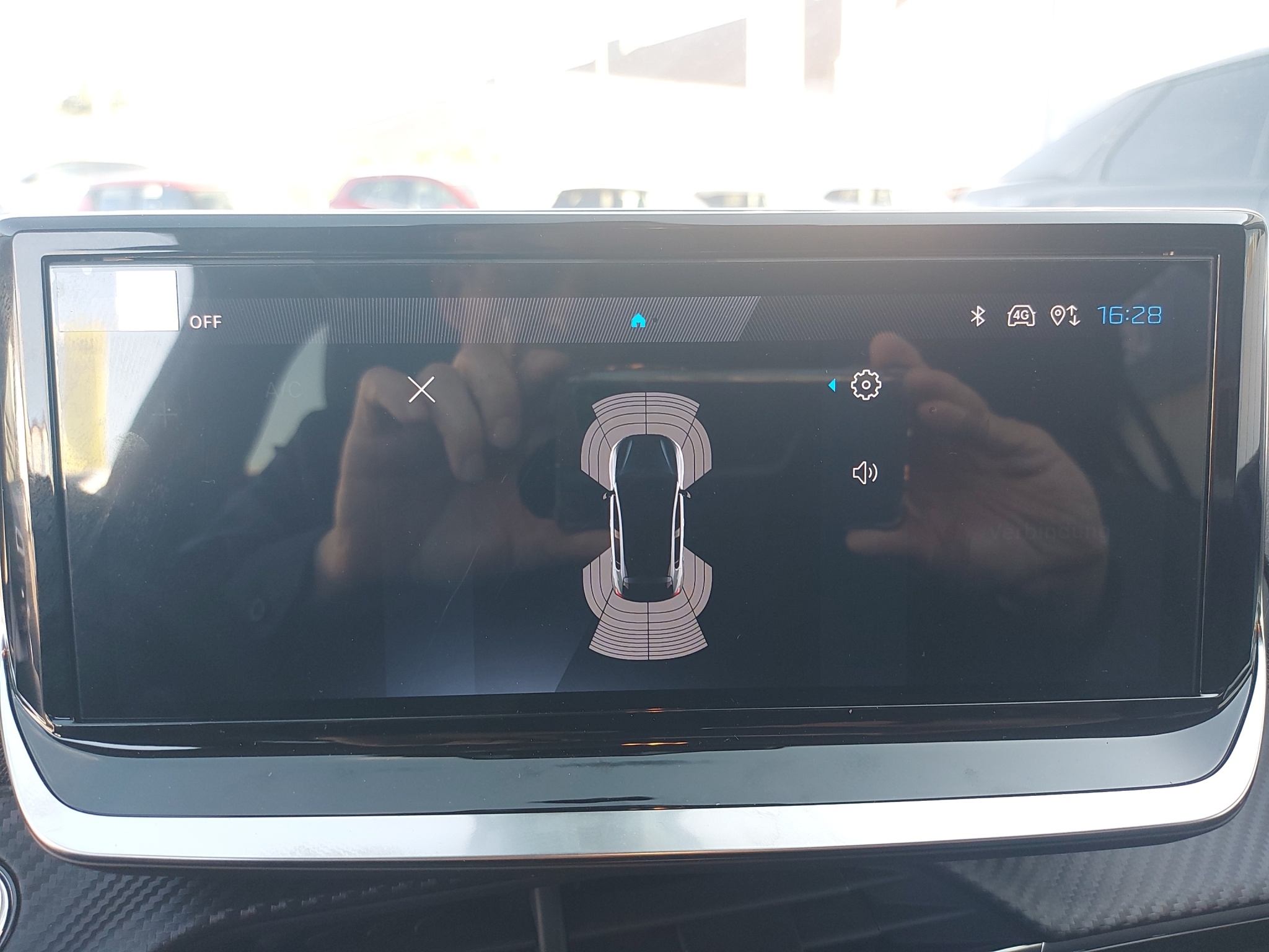 Peugeot 208 1.2 Hybrid Allure Premium